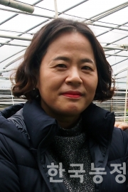 박근영(48)경남 진주시토종콩 재배