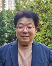 사동천 홍익대 교수