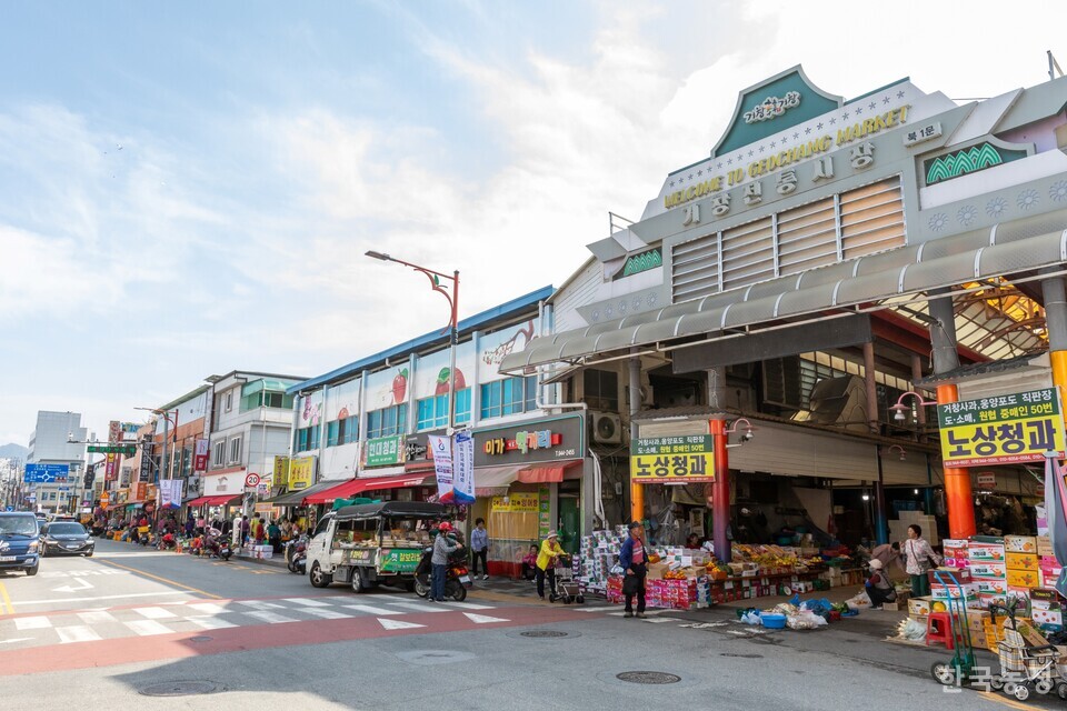 사진 류관희 작가