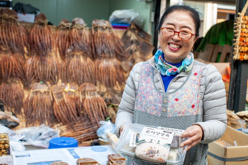 온라인을 통해서도 구입할 수 있는 고령장터의 명물 밀키트. 사진 류관희 작가